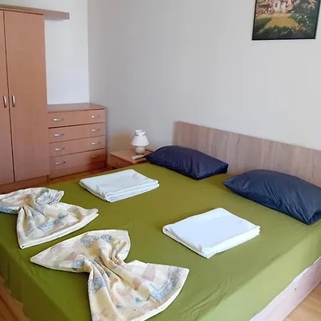 двустаен във виго панорама Nesebar